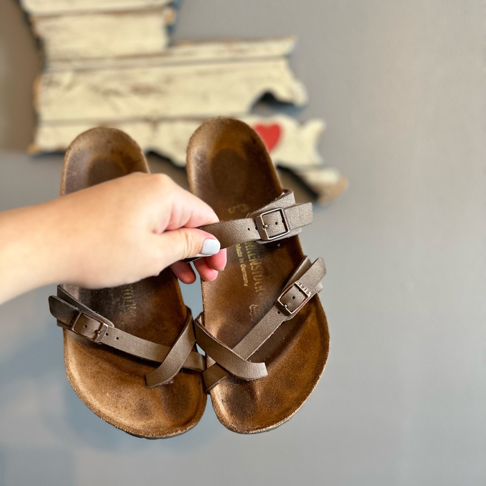 Birkenstock Mayari Sandal